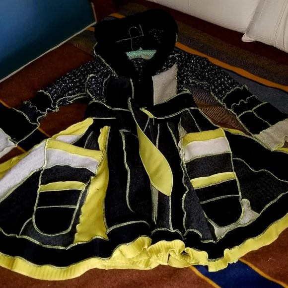 KATWISE (inspired coat) - Picture 11 of 11